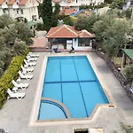 Doga Hotel 3*